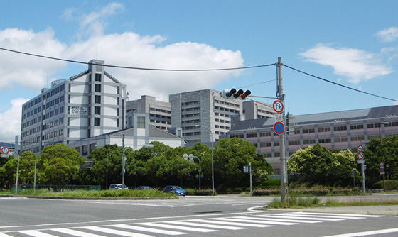 神戸女子大学