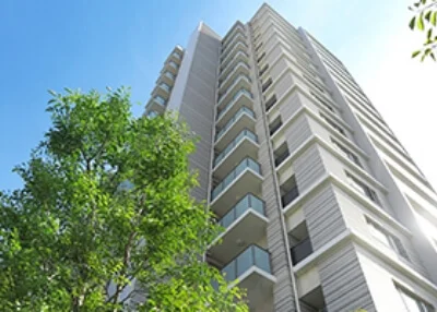 直接、マンションへ