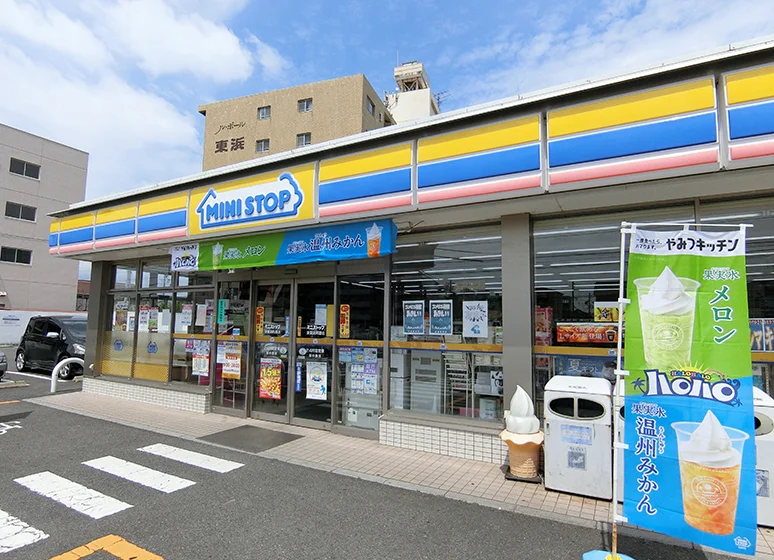 ミニストップ（津栗真町屋店）