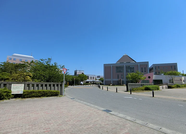 新潟医療福祉大学／新潟食料農業大学（新潟キャンパス）