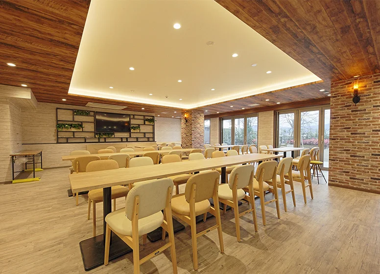 食堂（UniTime Kitchen）