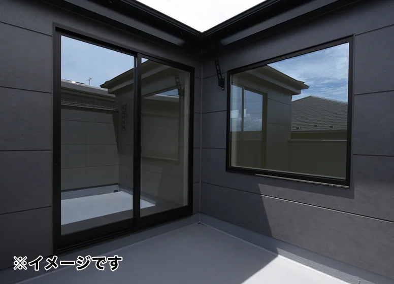 防犯ミラーフィルム加工（1Fのみ）